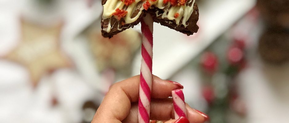 Torches Brownies Senza Burro, i brownies su stecco! Un'idea originale e simpatica per servire i famosi dolci americani!