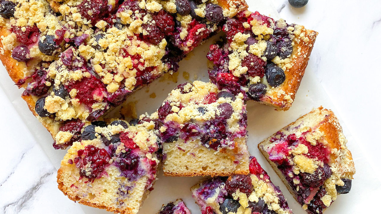 Torta Yogurt e Frutti di Bosco Senza Burro