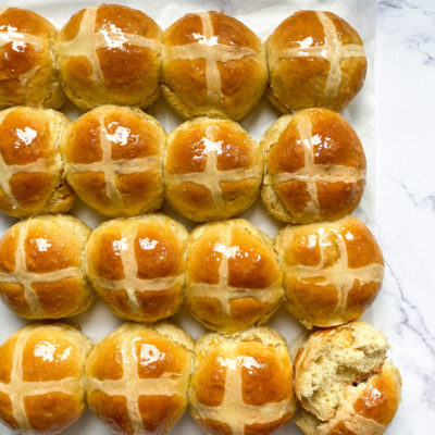 hot cross buns