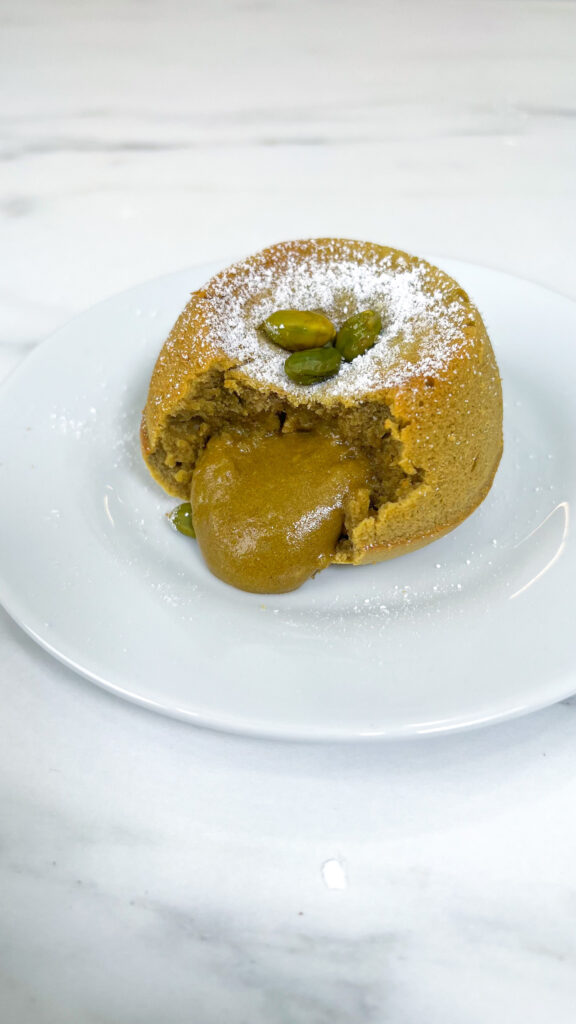 Tortino al Pistacchio con Cuore Caldo Senza Burro