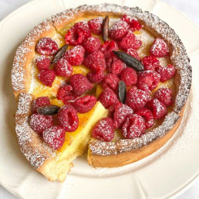 Crostata con Crema Cotta e Lamponi