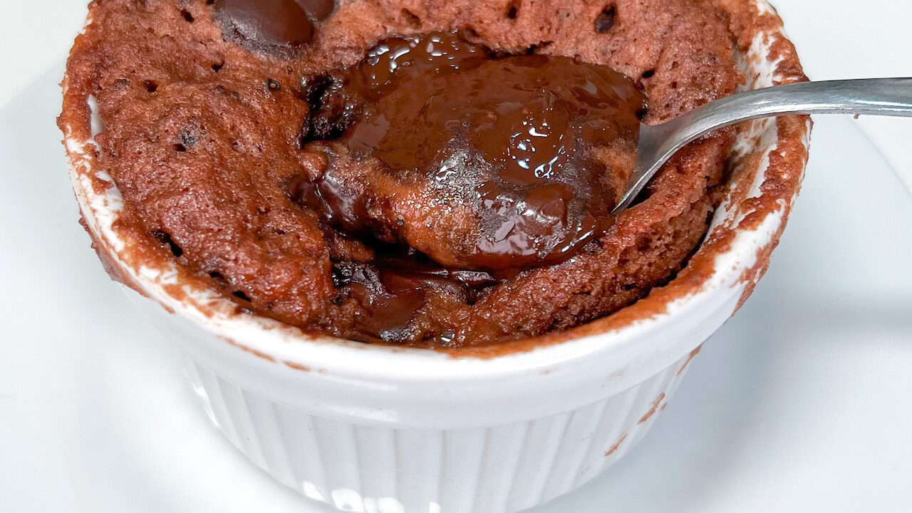 Lava Mug Cake Senza Burro e Glutine