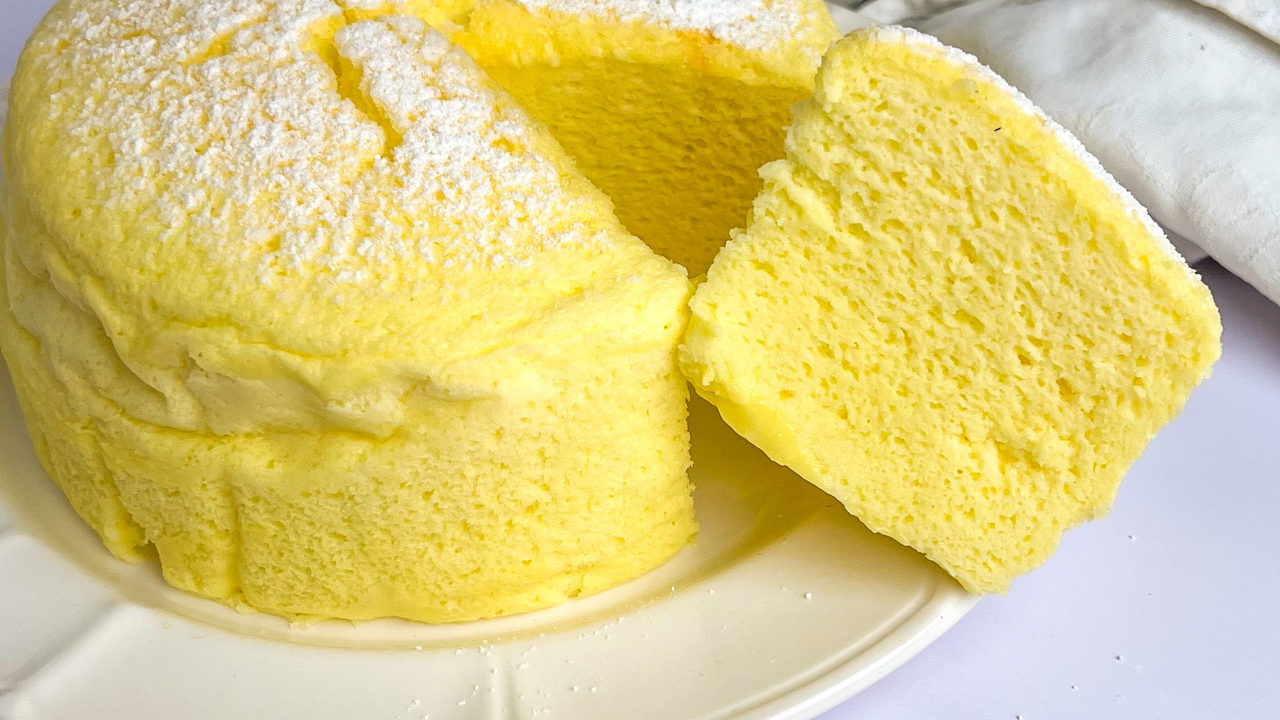 Torta Nuvola allo Yogurt 4 Ingredienti