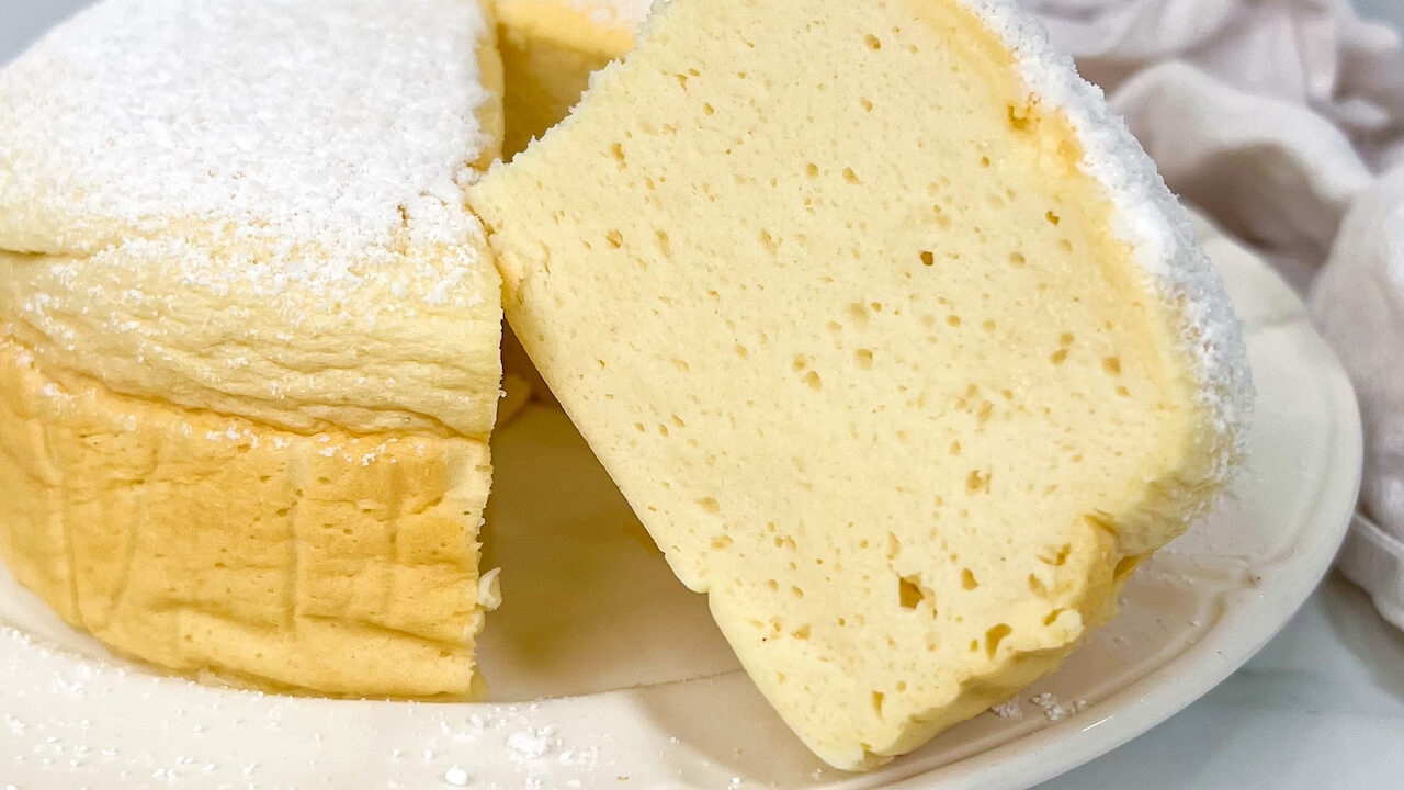 Torta Nuvola allo Yogurt 4 Ingredienti