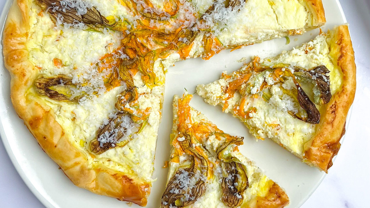 Torta Salata Fiori di Zucchine e Ricotta